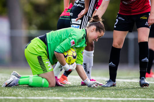 Limhamn Bunkeflos målvakt Chandra Bednar