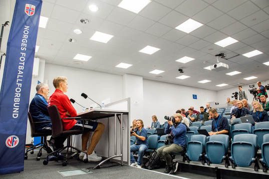Lars Lagerbäck, head coach of Norway, and Martin Ødegaard
