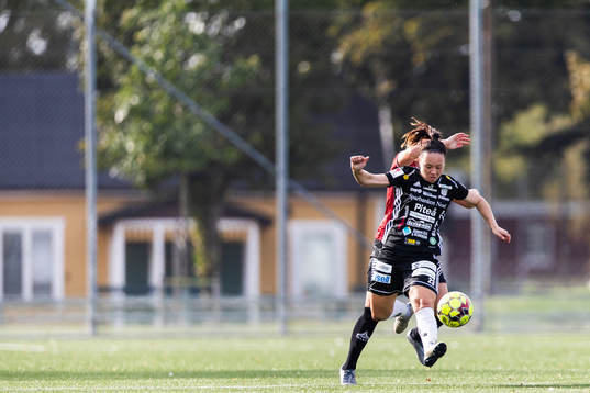 Piteås June Pedersen driver förbi Limhamn Bunkeflos