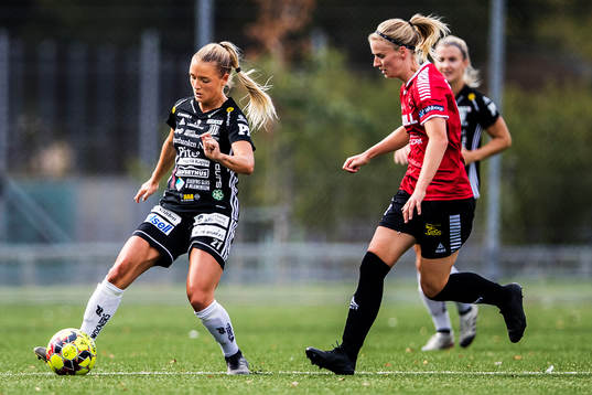Piteås Ronja Aronsson och Limhamn Bunkeflos Maria Møller