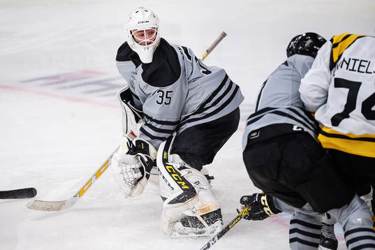 Bläddra bland fler bilder av Ishockey, Skoda Trophy, AIK - Brynäs