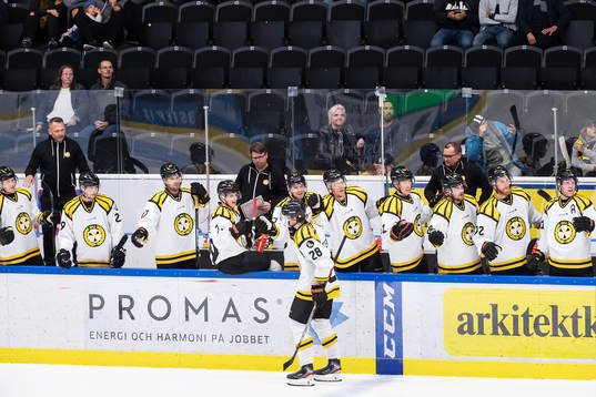 Brynäs Lukas Zetterberg jublar