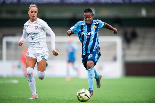 Rosengårds Sanne Troelsgaard jagar Djurgårdens Ogonna