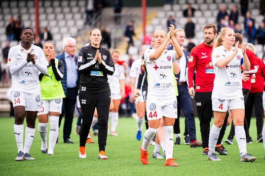 Rosengårds Anam Imo, Emma Lind, Malin Levenstad, Glodis