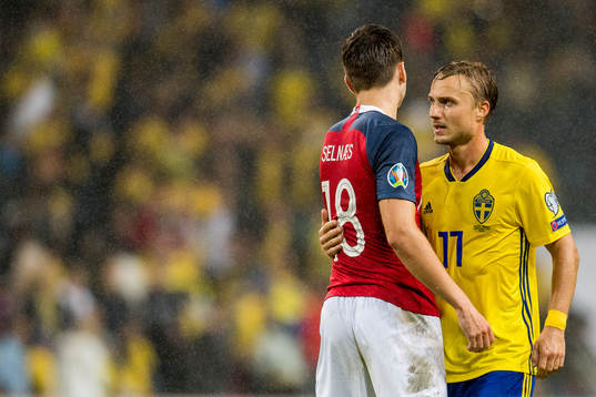 Ole Kristian Selnæs of Norway and Pierre Bengtsson of