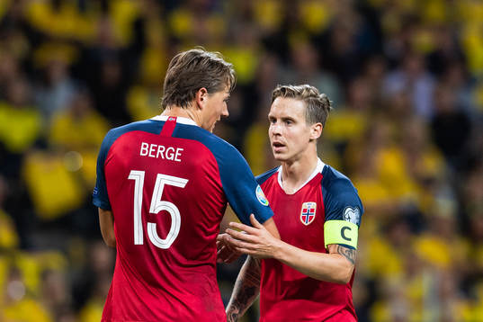 Sander Berge and Stefan Johansen of Norway