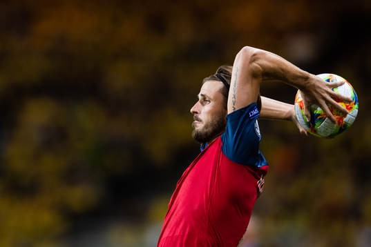 Håvard Nordtveit of Norway with a throw in