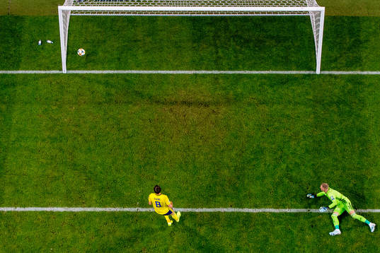 Albin Ekdal and goalkeeper Robin Olsen of Sweden look