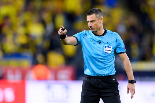 Referee Slavko Vincic