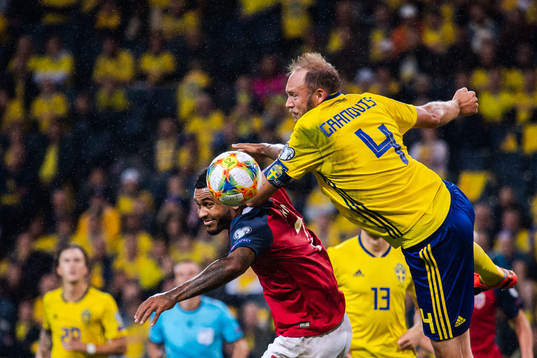 Joshua King of Norway and Andreas Granqvist of Sweden