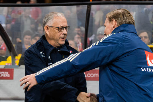 Lars Lagerbäck, head coach of Norway greets Peter