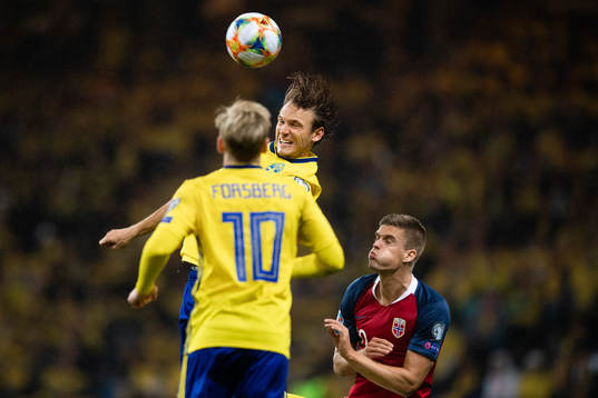 Albin Ekdal of Sweden and Markus Henriksen of Norway