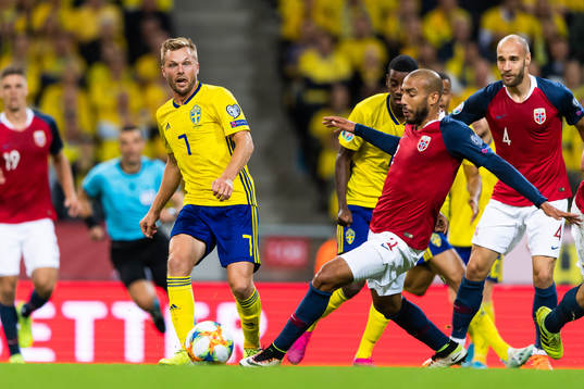 Sebastian Larsson of Sweden