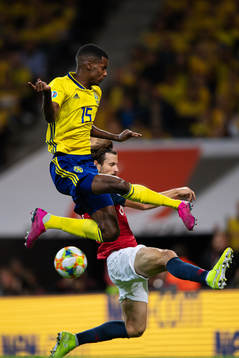 Alexander Isak of Sweden and Håvard Nordtveit of Norway
