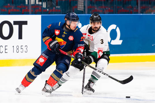 Sebastian Strandberg of Djurgården and Adam Baginski of