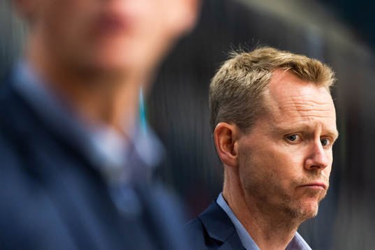 Head coach Robert Ohlsson of Djurgården looks dejected