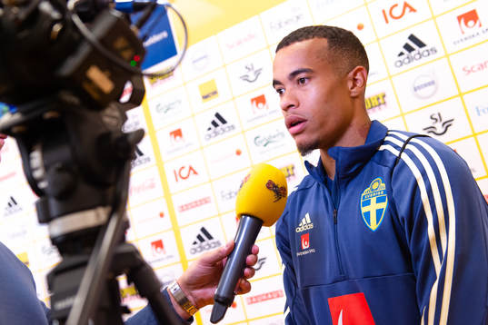 Robin Quaison of Sweden