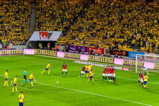 Emil Forsberg of Sweden with a free kick
