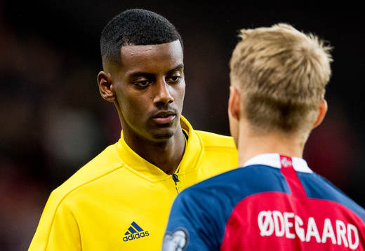 Alexander Isak of Sweden and Martin Ødegaard of Norway