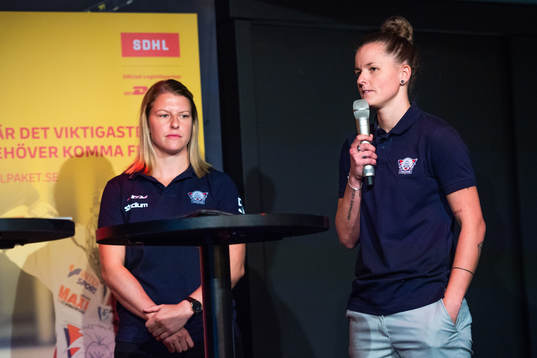 Pernilla Winberg, och Madeleine Östling, Tränare