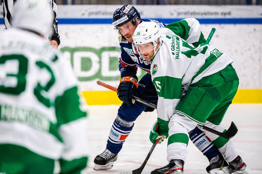 Växjös Erik Josefsson och Rögles Simon Ryfors