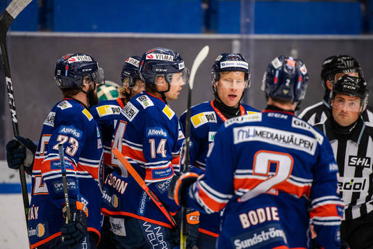 Växjös Emil Pettersson och Richard Gynge jublar