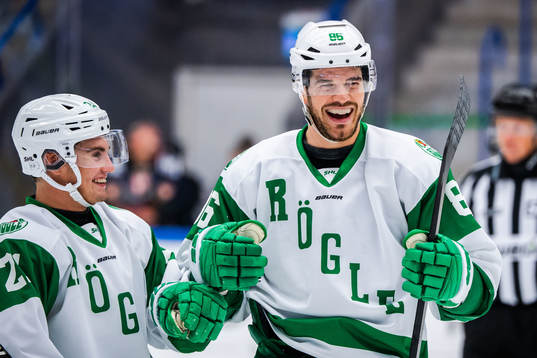 Rögles Eric Gelinas jublar
