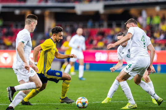 Daleho Irandust of Sweden against Darragh Leahy and Conor