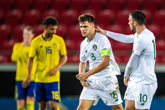 Troy Parrott and Jayson Molumby of Ireland celebrates