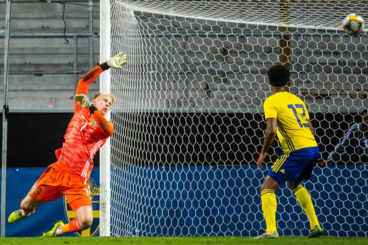 Jonathan Afolabi of Ireland (not pictures) scores 1-1