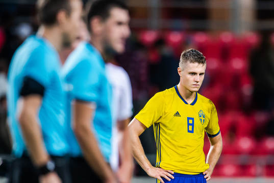 Mattias Svanberg of Sweden looks dejected