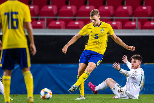 Svante Ingelsson of Sweden and Aaron Connolly of Ireland