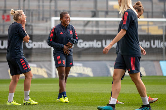 Lineth Beerensteyn Bayern München