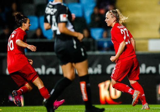 Lina Magull  and  Mandy Islacker of Bayern Munich celebrate