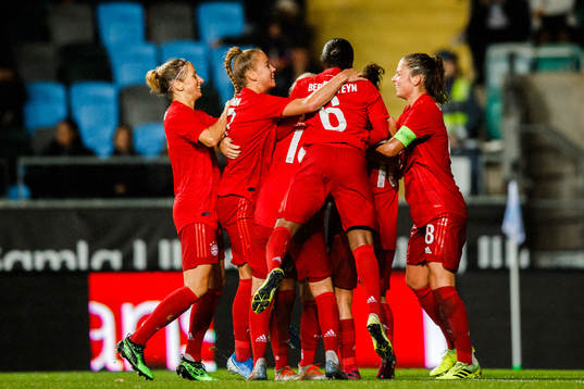 Players of Bayern Munich celebrate the 0-1 goal by Mandy