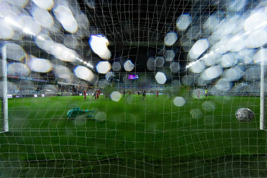 Elin Rubensson of Göteborg scores 1-1 from the penalty spot