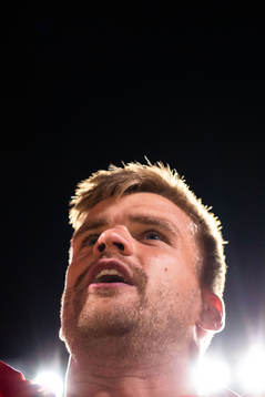 Sirius målvakt Lukas Jonsson jublar