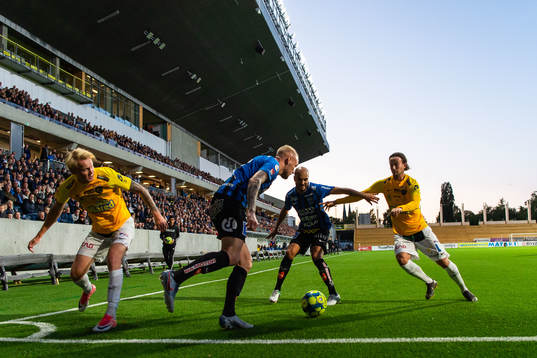 Sirius Karl Larsson mot och Adam Ståhl mot Falkenbergs
