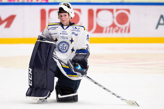 Leksands målvakt Jule Flötgen deppar