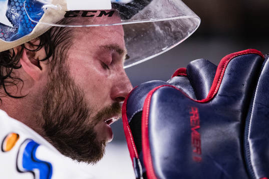 Linköpings målvakt Jonas Gustavsson deppar