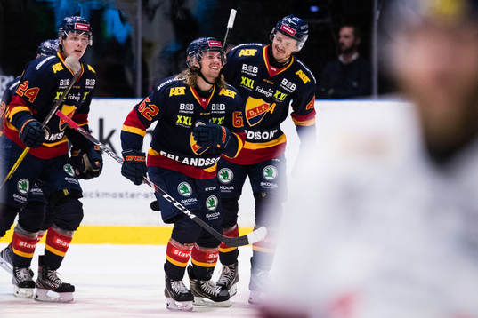 Djurgårdens Manuel Ågren jublar