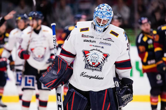 Linköpings målvakt Jonas Gustavsson deppar