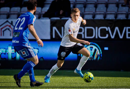 Sundsvalls Jonathan Tamimi och Örebros Jake Larsson