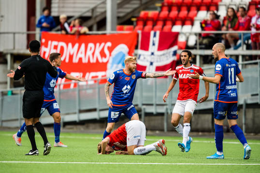 Fredrik Kjernmoen Carlsen of Aalesund reacts