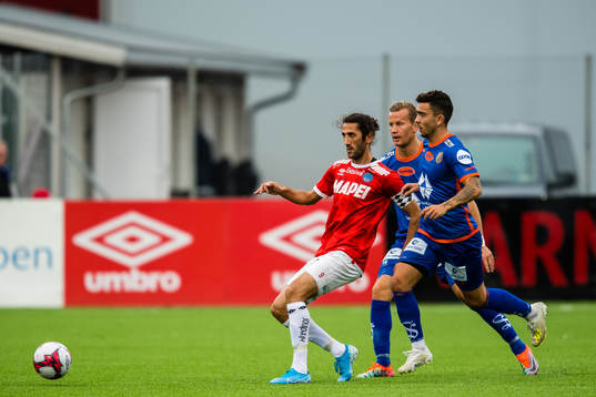 Adem Güven of Kongsvinger and Niklas Fernando Nygaard