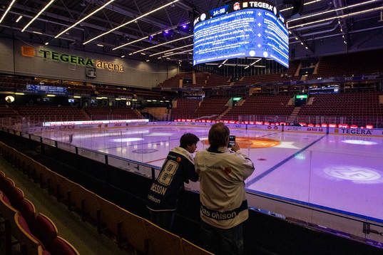 Tegera Arena innan ishockeymatchen i SHL mellan Leksand och
