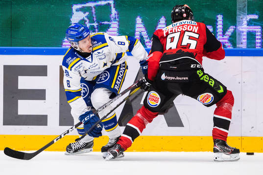 Leksands Filip Johansson och Malmö Redhawks Carl Persson
