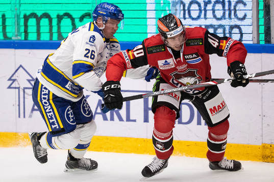 Leksands Patrik Zackrisson och Malmö Redhawks Jesper Jensen