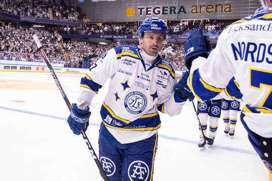 Leksands Marek Hrivik jublar