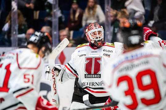 Örebros Linus Arnesson jublar